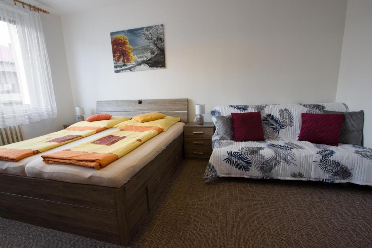 Apartman U Klinovce Kovářská エクステリア 写真