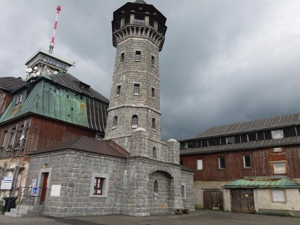 Apartman U Klinovce Kovářská エクステリア 写真