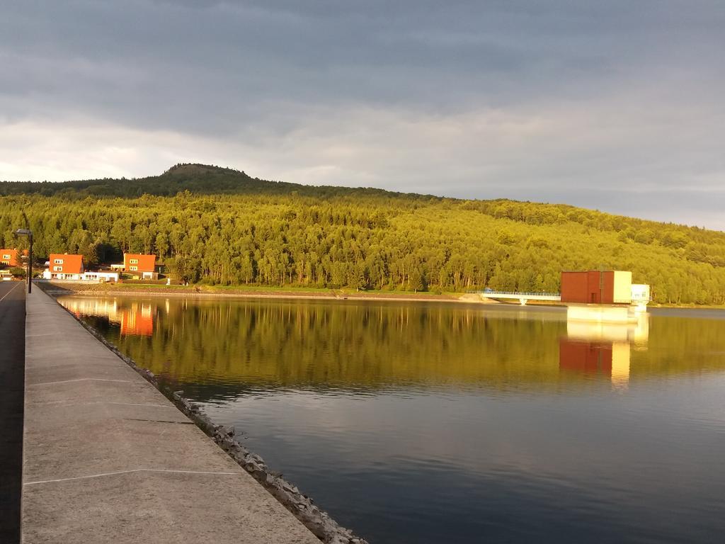Apartman U Klinovce Kovářská エクステリア 写真